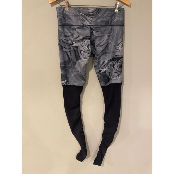ALO Grey Marble Pattern Goddess Leggings Size Small - Picture 7 of 8